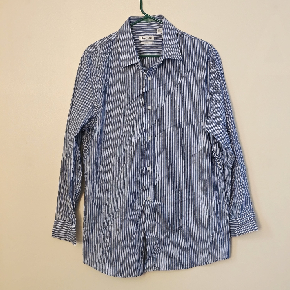 Haggar Men's Blue Striped Button Down Shirt